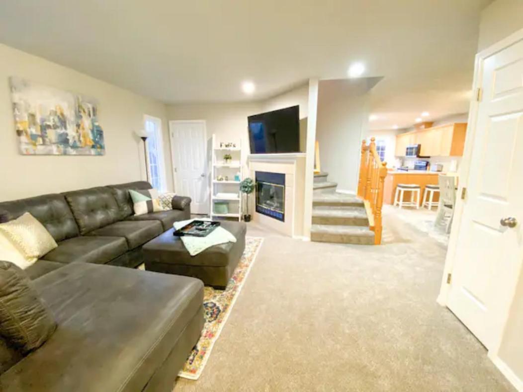 The Getaway Se Boise Condo Across The Street From Greenbelt, Bown Crossing And Boise River 3Bd 3Bath, 4 Beds! Lovely, Homey, Dining Table Seats 6 외부 사진