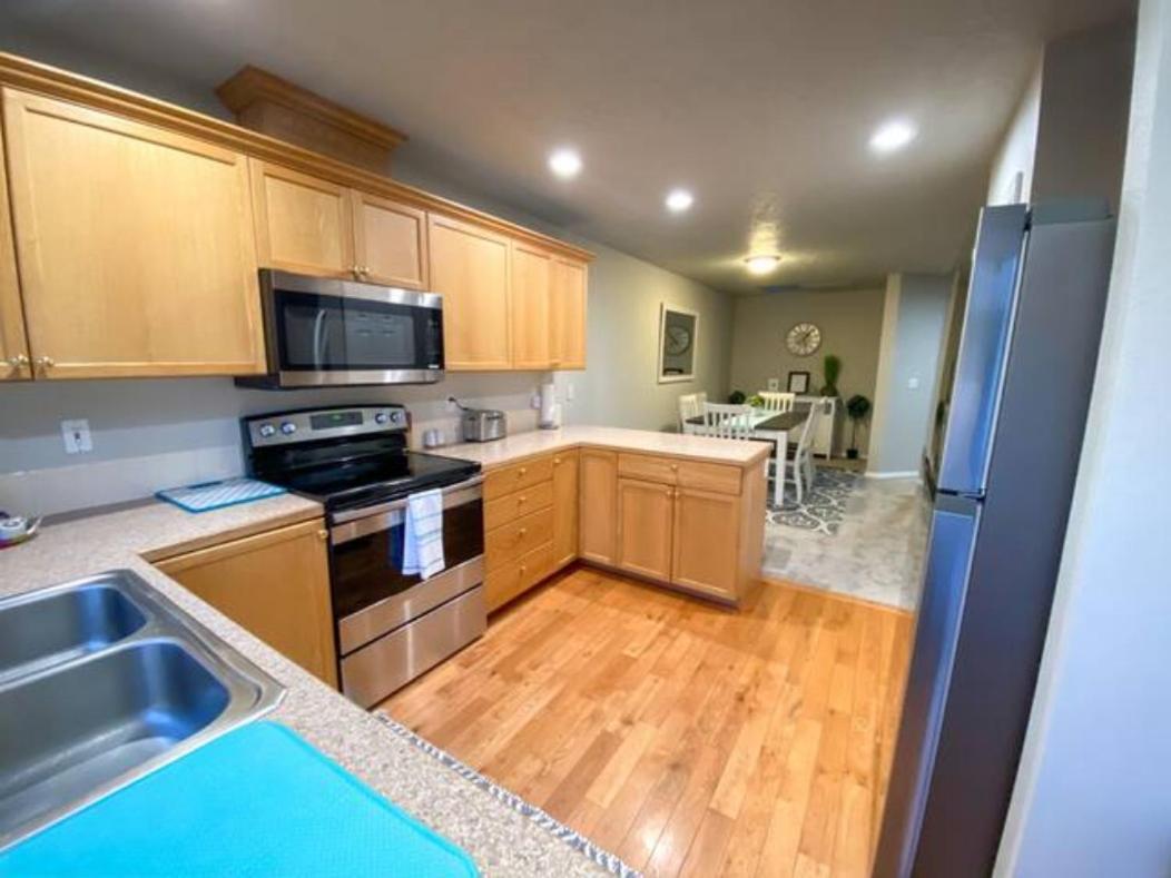 The Getaway Se Boise Condo Across The Street From Greenbelt, Bown Crossing And Boise River 3Bd 3Bath, 4 Beds! Lovely, Homey, Dining Table Seats 6 외부 사진