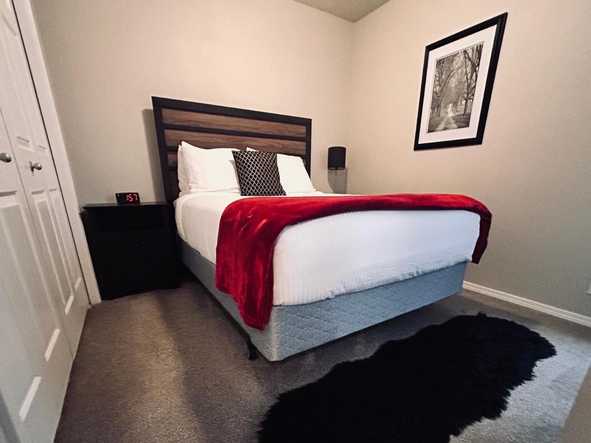 The Getaway Se Boise Condo Across The Street From Greenbelt, Bown Crossing And Boise River 3Bd 3Bath, 4 Beds! Lovely, Homey, Dining Table Seats 6 외부 사진