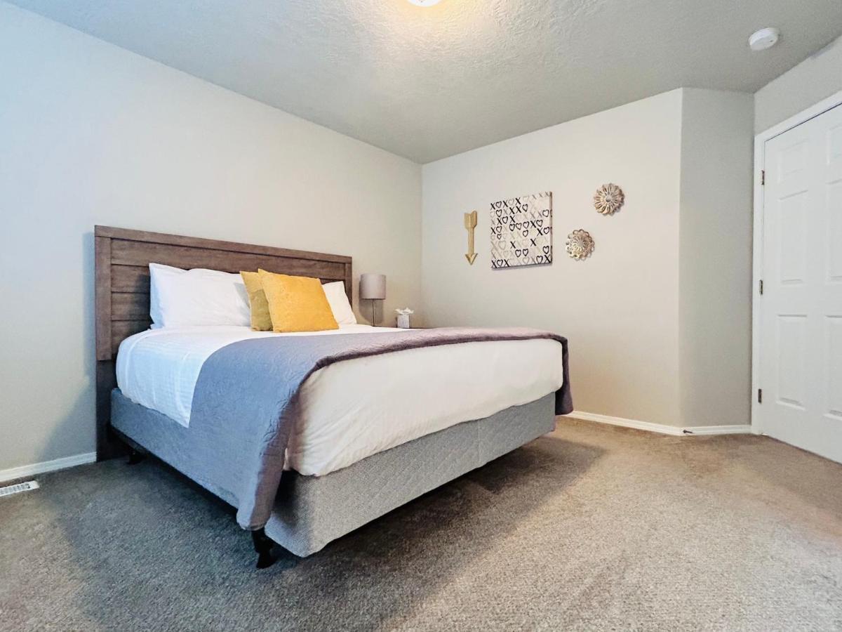 The Getaway Se Boise Condo Across The Street From Greenbelt, Bown Crossing And Boise River 3Bd 3Bath, 4 Beds! Lovely, Homey, Dining Table Seats 6 외부 사진