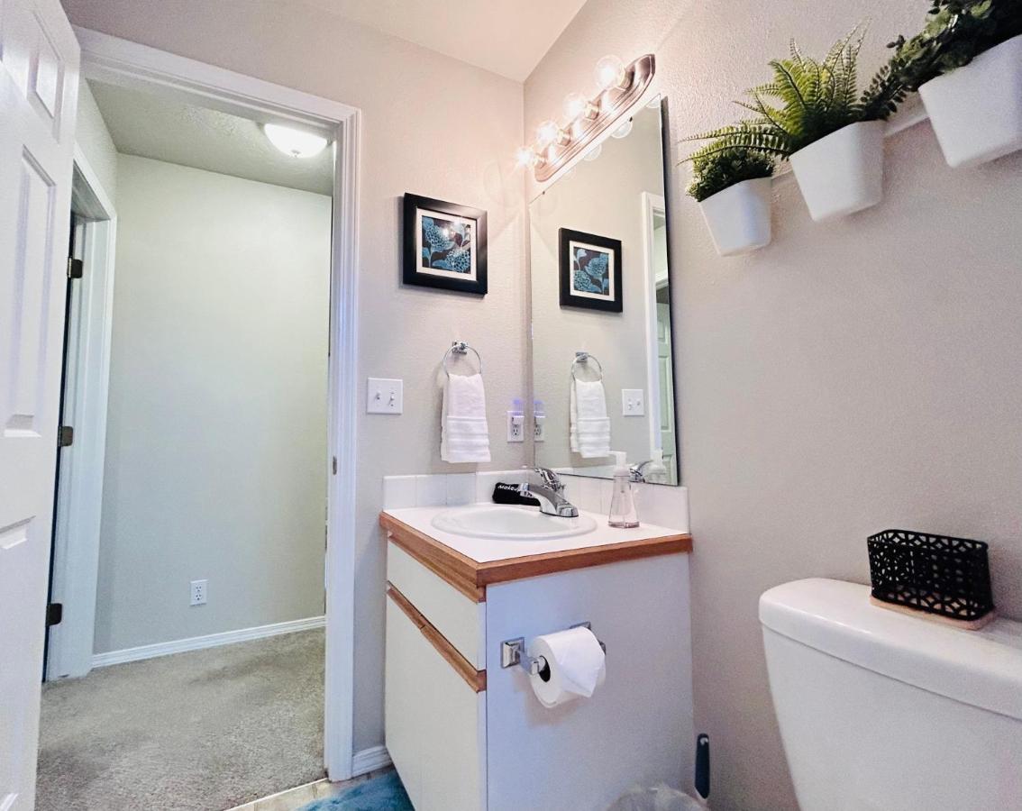 The Getaway Se Boise Condo Across The Street From Greenbelt, Bown Crossing And Boise River 3Bd 3Bath, 4 Beds! Lovely, Homey, Dining Table Seats 6 외부 사진