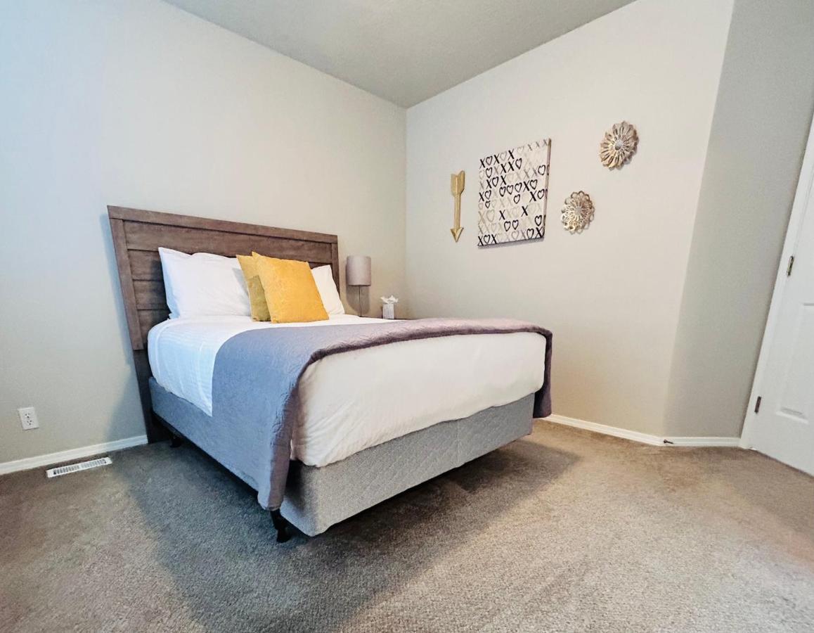 The Getaway Se Boise Condo Across The Street From Greenbelt, Bown Crossing And Boise River 3Bd 3Bath, 4 Beds! Lovely, Homey, Dining Table Seats 6 외부 사진